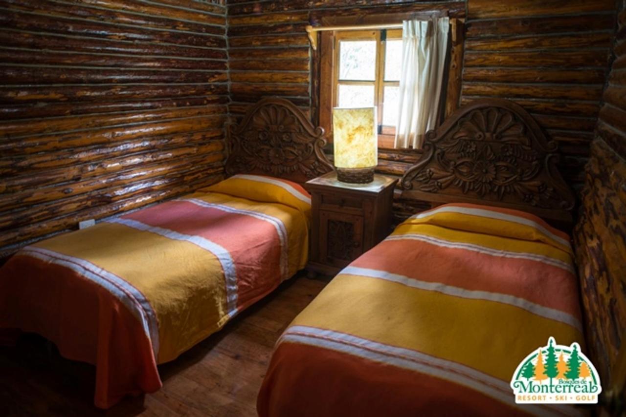 Hotel Bosques de Monterreal à San Antonio de las Alazanas Extérieur photo